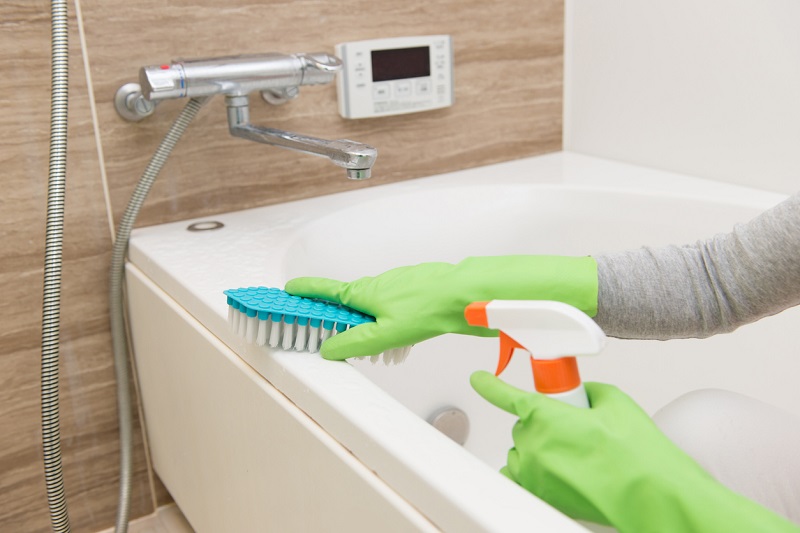 The Electric Scrub Brush I Can't Clean My Bathtub Without