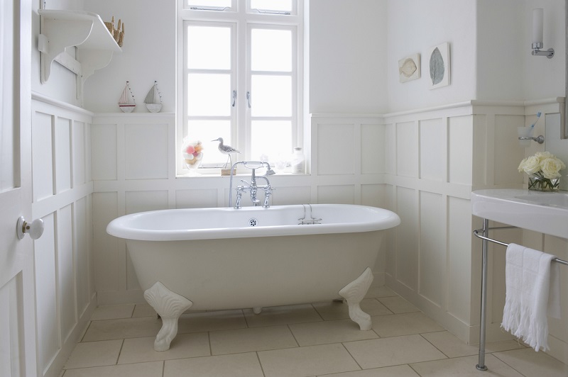 12 Bathtubs For Small Spaces 2023